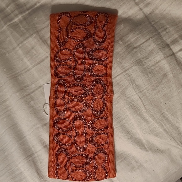 Headband - Picture 2 of 4